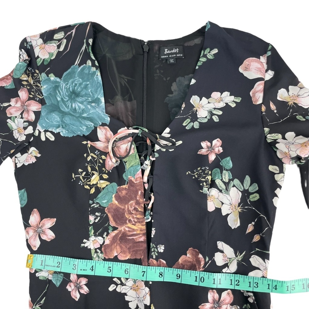 Bardot Amelia Black Floral Ruffle Bell Sleeve Playsuit Romper Size 4‎ XS - Picture 6 of 7